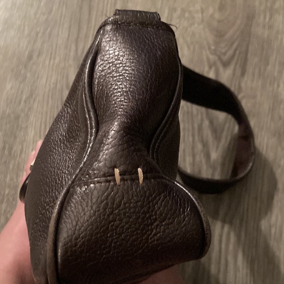 The Sak Pink Label 💯 % Leather Metallic Dark Silver/Brown Shoulder Purse 👛. - Picture 8 of 13